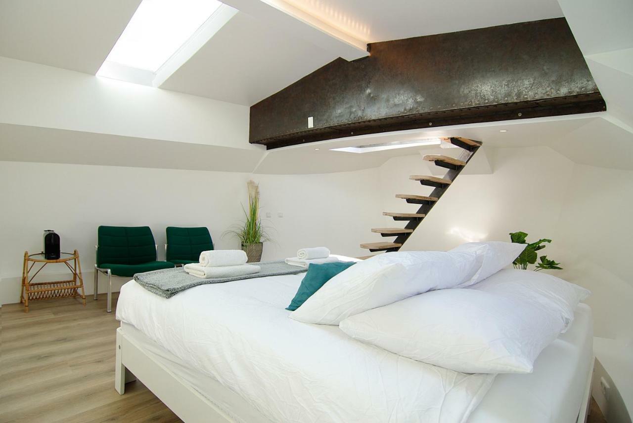 Eco Houseboat Hotel Amsterdam Exterior photo